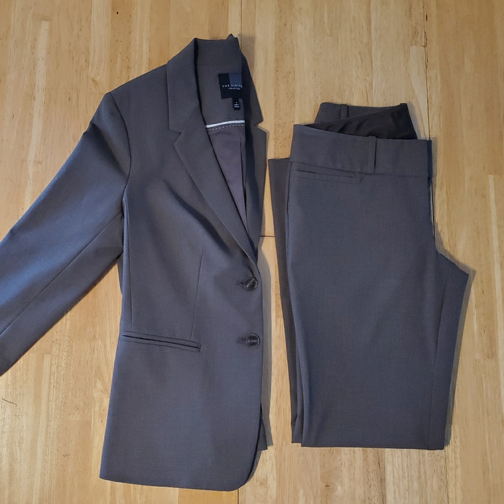 The Limited suit